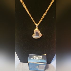 Avon Heart Necklace 3/$15